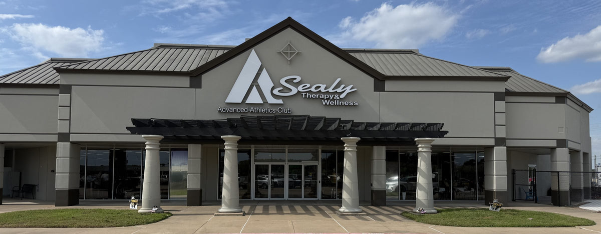 The front of the Sealy Therapy & Wellness and Advanced Athletics Club building